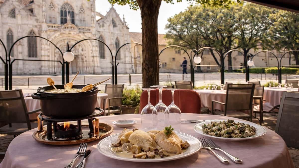 L’Auberge Bressane à Bourg, l'institution pour amateur de plats de la Dombes et de spécialités de Bresse