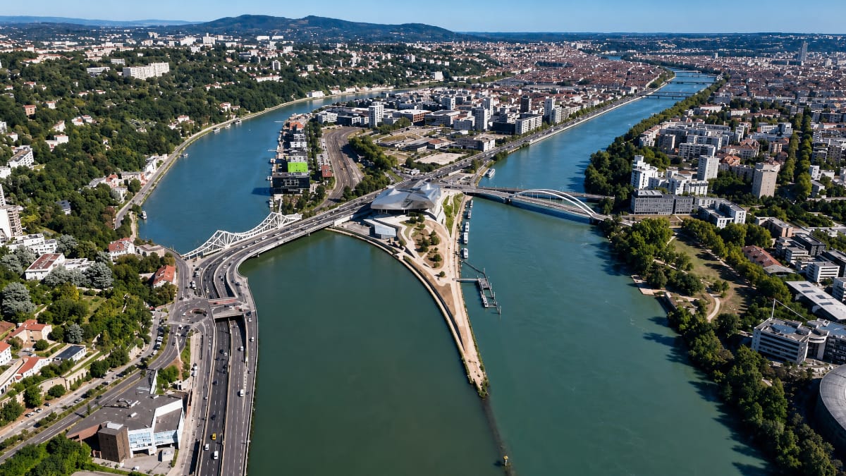 Confluence Lyon : l’histoire du quartier entre deux eaux
