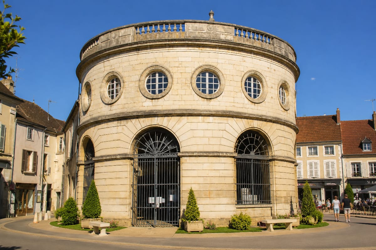 Halle Ronde historique du village de Givry en Côte chalonnaise